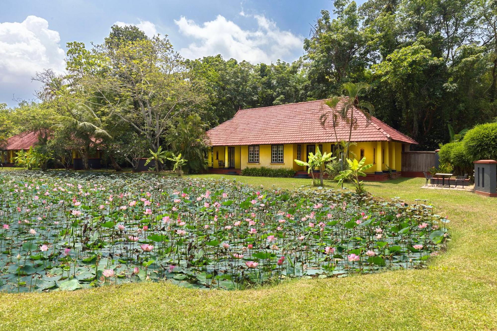 Taj Kumarakom Resort And Spa Kerala Εξωτερικό φωτογραφία
